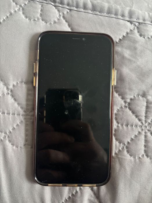 Iphone 11 в хорошем сост