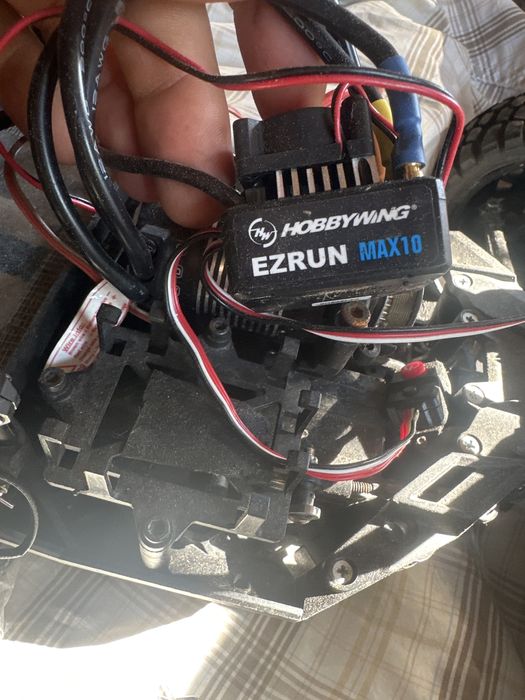 Axial RC Trophy 1/10