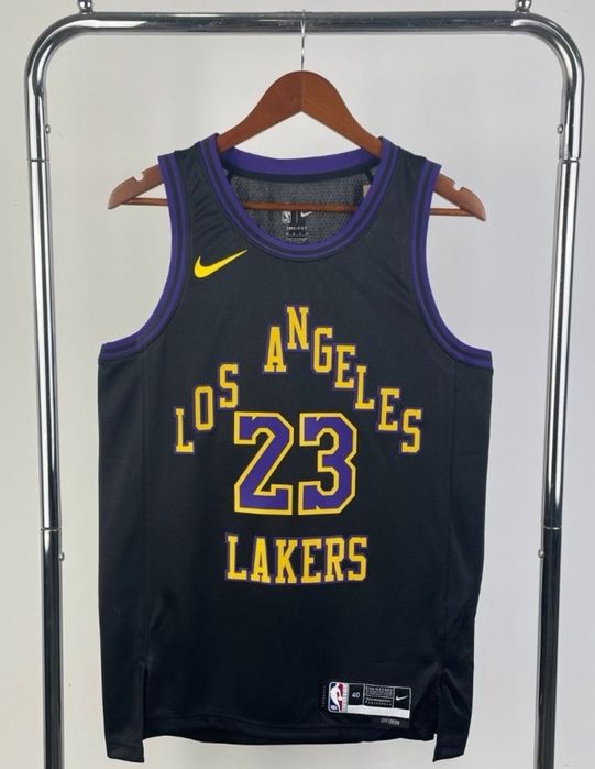 Maieuri de baschet cu LeBron James