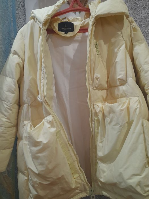 Продаётся весенняя курточка