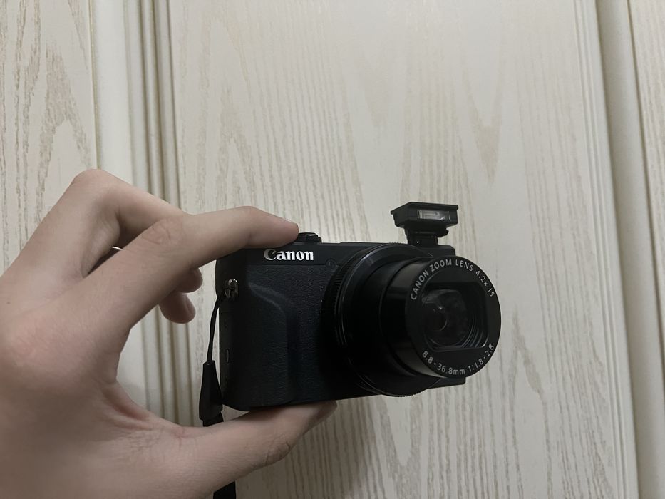 Canon G7X Mark III