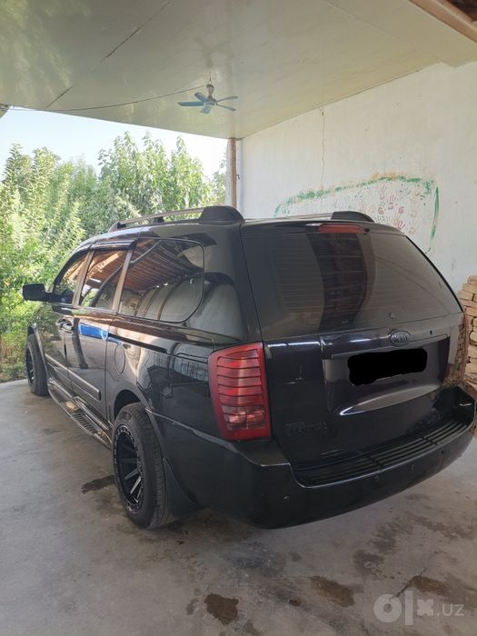 Kia Grand Carnival Long ( Turbo disel 2.9 CRDI )