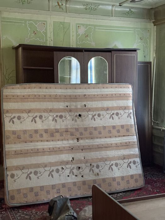 Eski mebel sotiladi b/u