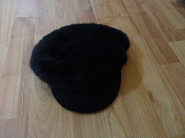 sapca angora neagra