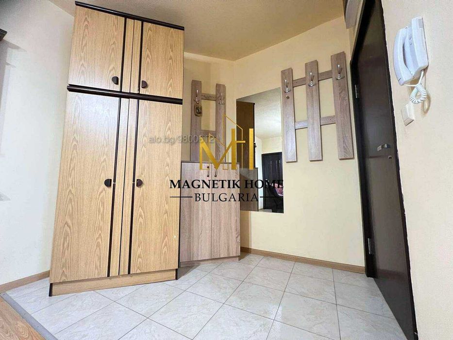 Невероятен едностаен апартамент с отделна кухня до Мол Плаза