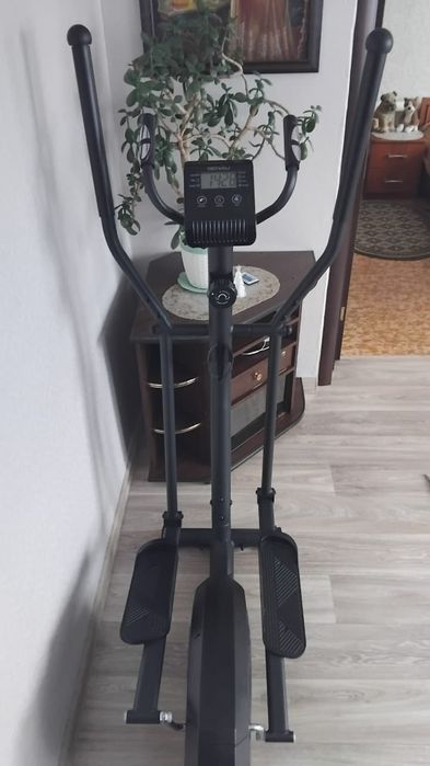 Велотренажёр    ,