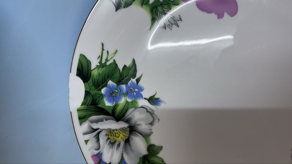 Сервиз чайно-столовый.