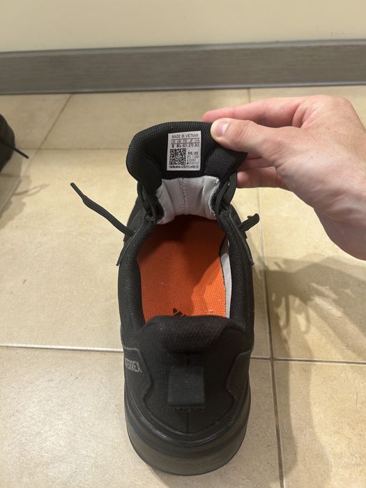 маратонки Adidas Terrex 42.2/3