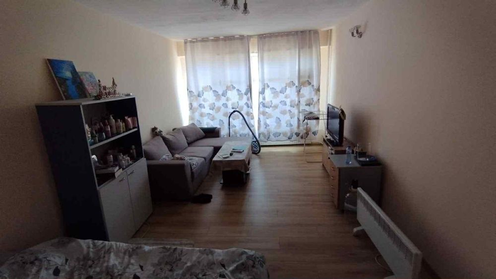 Дава се под наем Едностаен апартамент в София, Люлин 2 - 49 кв.м за 383 € - Снимка #1