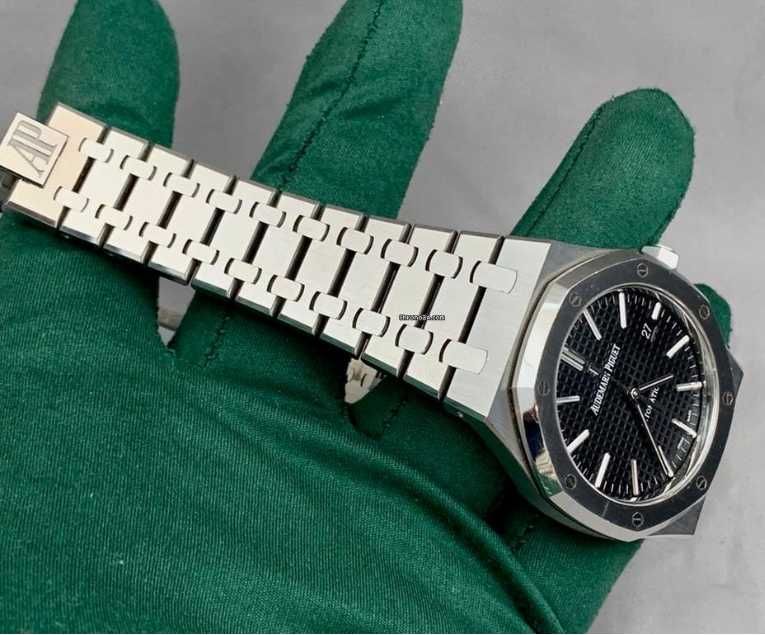 Audemars Piguet Royal Oak Selfwinding Black Dial