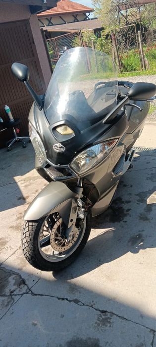 Скутер Malaguti Spidermax 500 GT
