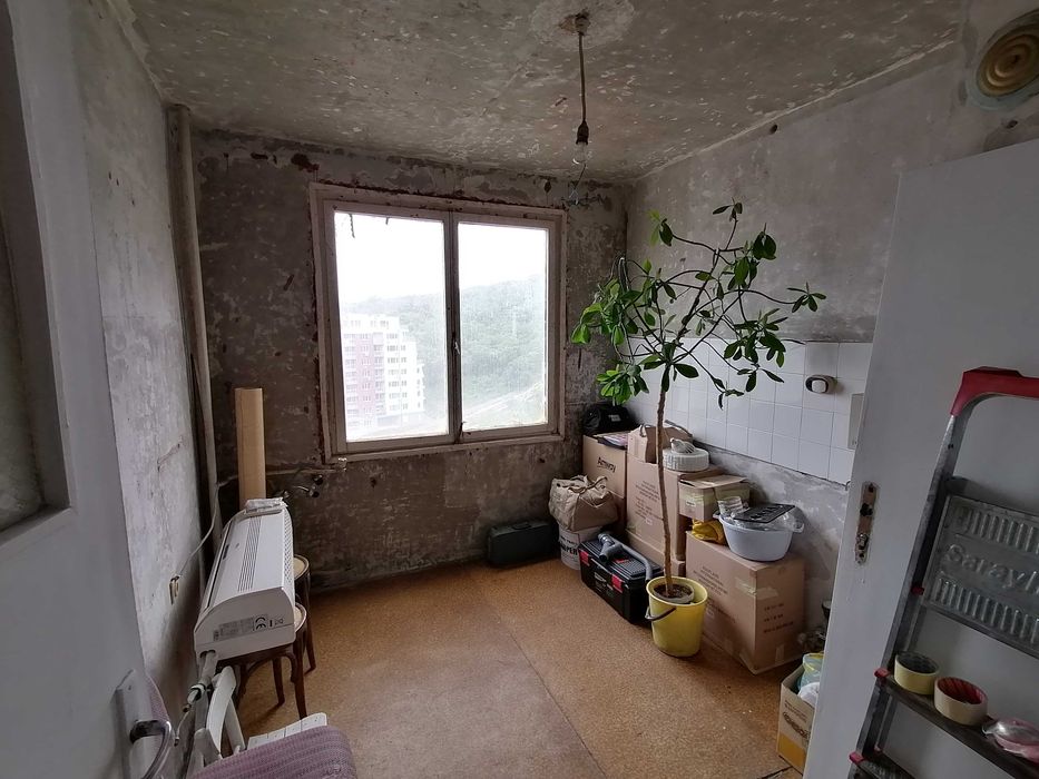 Двустаен апартамент до Чешмата в кв.Три Чучура