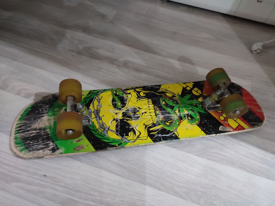 Продаю скейтбор БЕЗ ТОРГА