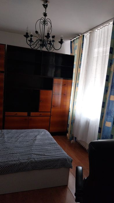 Apartment 3 camere de inchiriat direct de la propietar