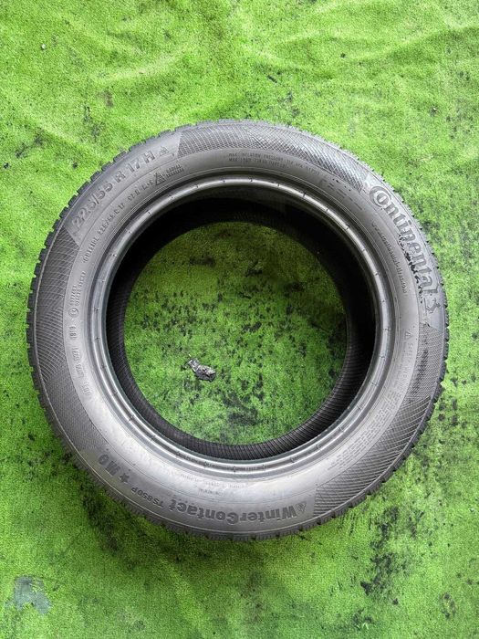 Anvelope iarnă 225/55/17 Continental