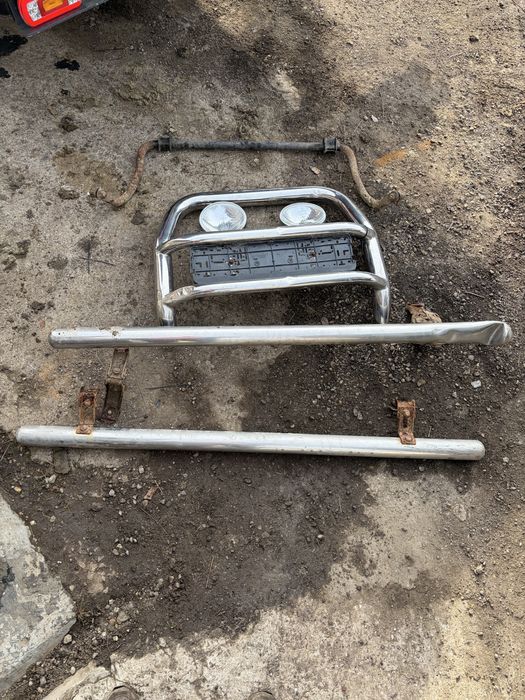 Пластмасови  вежди ролбар и капачки  за паджеро 2