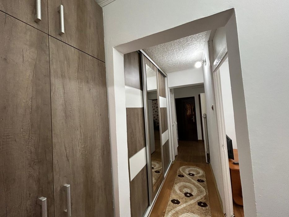 Apartament 3 camere decomandat