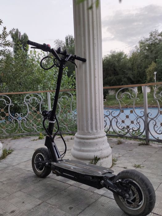 Электросамокат dualtron victor