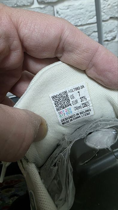 Оригинальные кроссы Li-ning