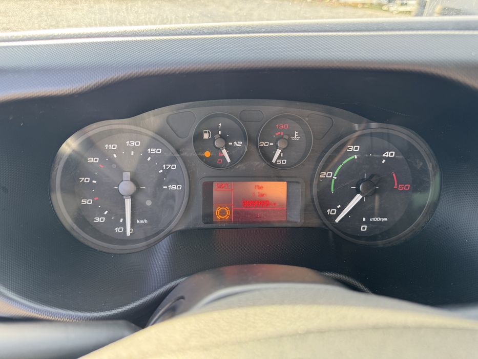 Iveco Daily Platforma auto Transport auto