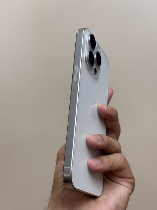 Iphone 15 Pro Max. 256гб. 93%