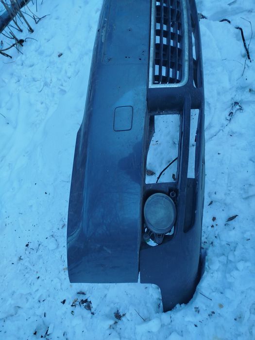 Продам передний бампер Ауди А4 б6