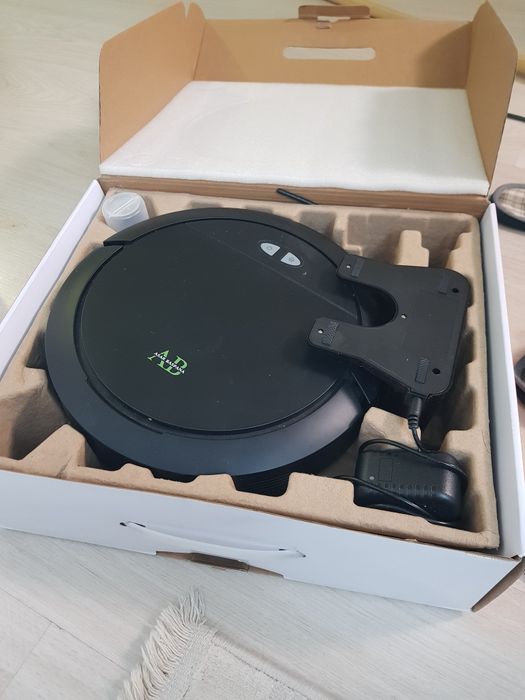 Продам пылесос робот