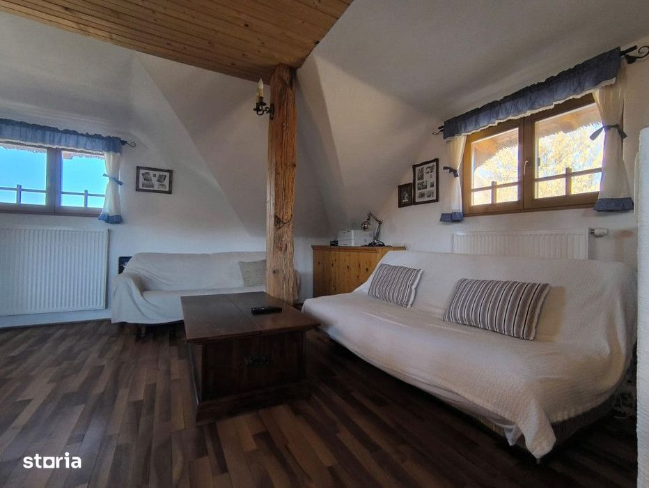 Casa rustica, exclusivista, 5 camere, 170 mp utili, 550 mp teren, Sali