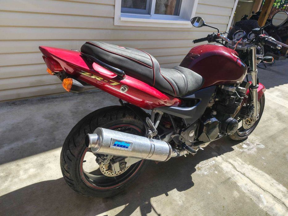 Kawasaki ZR750 S-F
