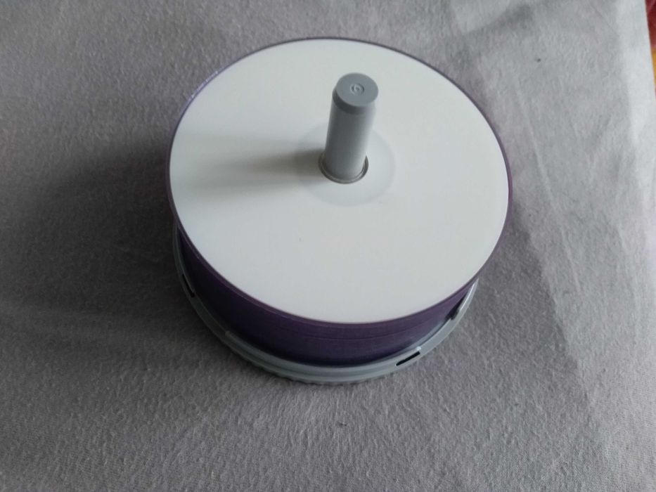 dvd и cd-двд и сд дискове нови-х10,х50,х100бр.