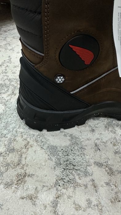 Red Wing 3287 safety boots