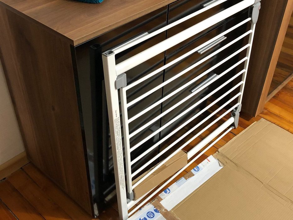 Преградна Врата за Деца. - (с механизъм) от 74см до 80.7см