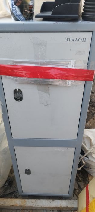 шкаф металлический