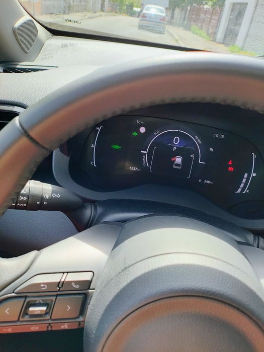 Toyota Yaris cross hybrid Active,2025