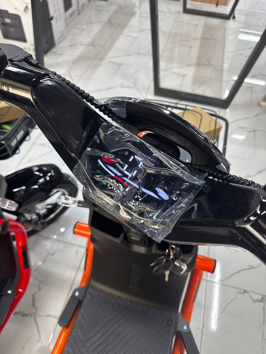 Skuter sotiladi holati yangi