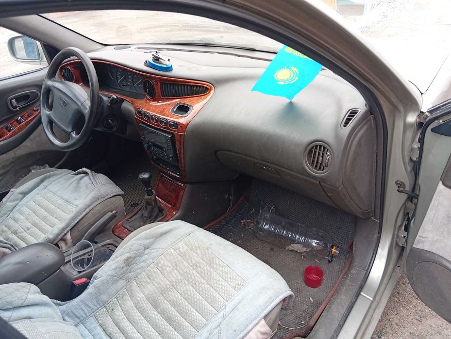 В разборе Daewoo Leganza 1997 C18SED