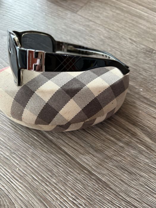 Очела BURBERY  Оргинални