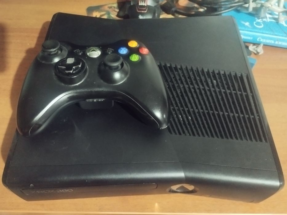 Xbox 360 без жёсткого диска