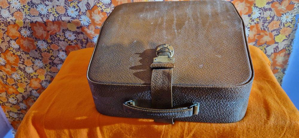 Пишеща машина Erika