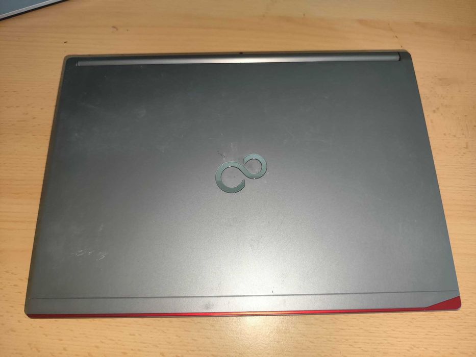 Superoferta! Fujitsu E736, I5-6300U, 4Gb DDR4, Hdd 500Gb, carcasa din metal, garantie!