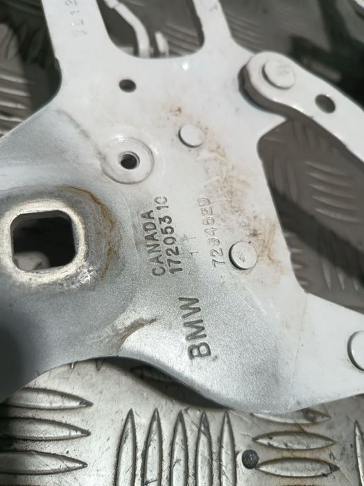 Панти преден капак bmw f15 f16