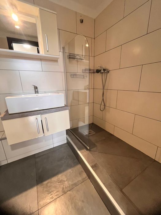 Garsoniera de inchiriat zona Calvaria