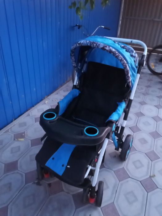 Коляска детская прогулочная
