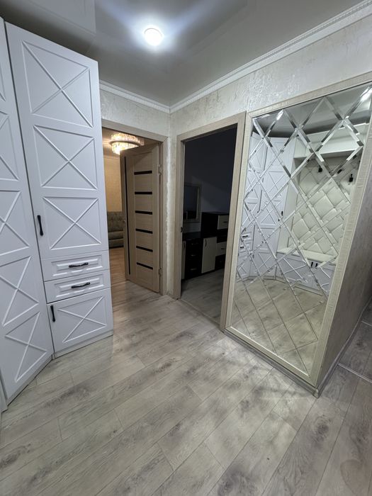 2ком посуточно в центре