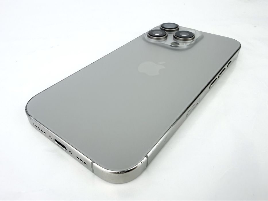 Apple iPhone 16 Pro 1TB Natural Titanium Отличен! Гаранция!