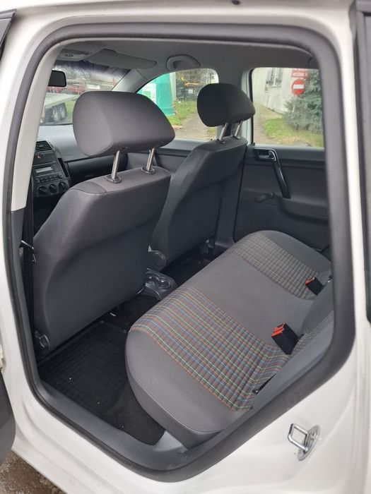 Volkswagen Polo//An 2010//Motor 1.2 Benzină