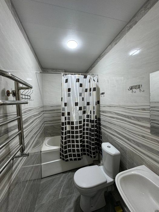 Bobur mahallada dupleks kvartira sotiladi