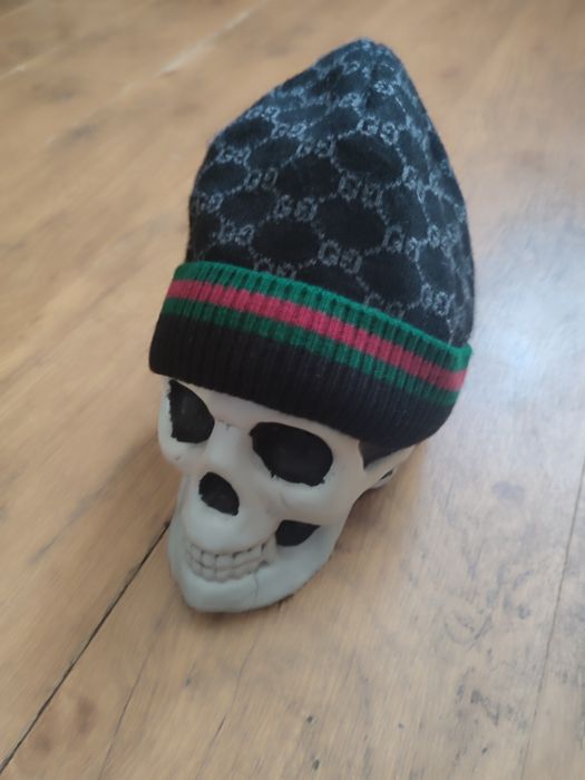 Гучи шапка (торг есть)