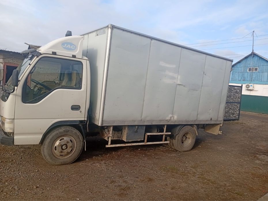 продам Jac 2007 термофургон
