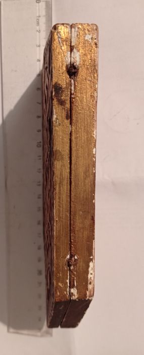 Vând/Schimb icoană veche,nu este pictură.Material:lemn vopsit.